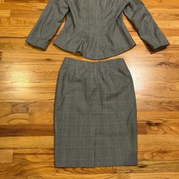 BOGO Yigal Azrouel Gray Plaid Blazer & Skirt Set - Picture 9 of 9